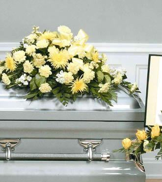 Deepest_Emotions_Casket_Spray-_Yellow_3e2b7d75-730c-46f0-bb9a-1b71467b4a36_large-a.png