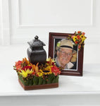 The_FTD_Glorious_Tribute_Arrangement_0f8f63a6-9b37-430b-956f-991269381340_large-a.jpg