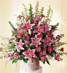 The_FTD_Leaf_Petals_Basket_large-a.jpg