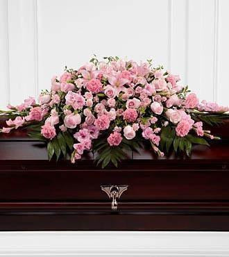 The_FTD_Sweetly_Rest_Casket_Spray_4d188095-60f1-4d2a-88c5-bfe53220387d_large-a.jpg