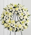 The_FTD_Treasured_Tribute_Wreath_45767ffe-f1bf-4460-8c23-2512d1ff62a2_large-a.jpg