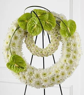 The_FTD_Wreath_of_Remembrance_a8763dd4-7799-4956-b5d3-10d666578e89_large-a.jpg