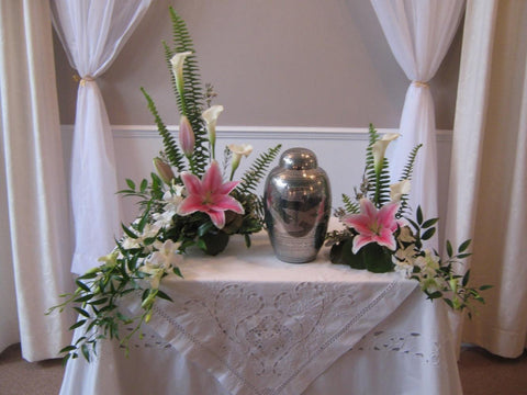 Urn Arrangements Gu-17